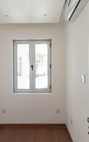 Apartamento para alugar com 90m², 3 quartos e sem vagaEscritório