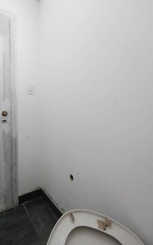 Apartamento à venda com 650m², 5 quartos e 2 vagasBanheiro 2