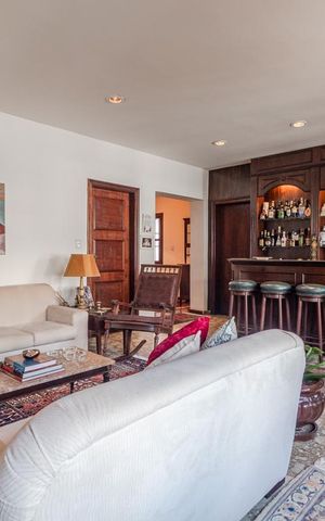 Casa à venda com 200m², 4 quartos e 3 vagasSala