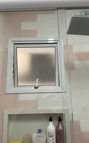Apartamento à venda com 174m², 3 quartos e 3 vagas Apartamento à venda com 174m², 3 quartos e 3 vagasBanheiro da Suíte 1