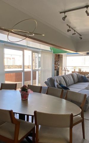 Apartamento à venda com 174m², 3 quartos e 3 vagas Apartamento à venda com 174m², 3 quartos e 3 vagasSala