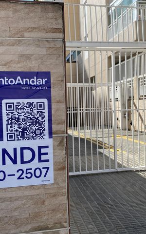 Apartamento à venda com 174m², 3 quartos e 3 vagas Apartamento à venda com 174m², 3 quartos e 3 vagasPlaca