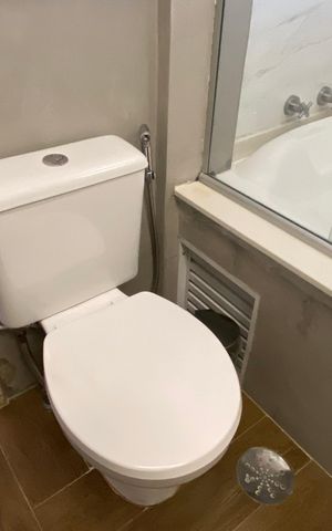 Apartamento à venda com 174m², 3 quartos e 3 vagas Apartamento à venda com 174m², 3 quartos e 3 vagasBanheiro da Suíte 2