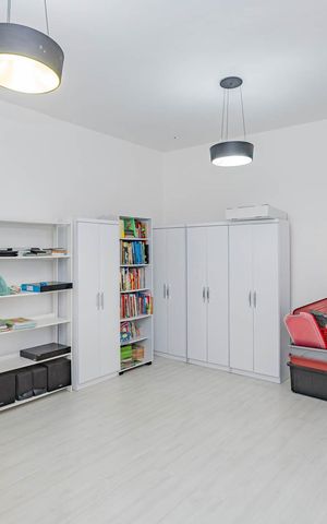 Casa à venda com 120m², 2 quartos e 2 vagasSala