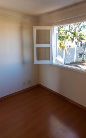 Casa de condomínio à venda com 275m², 4 quartos e 4 vagas Casa de condomínio à venda com 275m², 4 quartos e 4 vagas Quarto