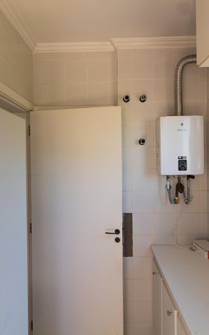 Casa de condomínio à venda com 275m², 4 quartos e 4 vagas Casa de condomínio à venda com 275m², 4 quartos e 4 vagasÁrea de Serviço