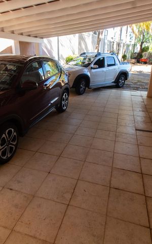 Casa de condomínio à venda com 275m², 4 quartos e 4 vagas Casa de condomínio à venda com 275m², 4 quartos e 4 vagasGaragem