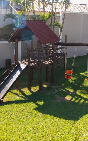 Casa de condomínio à venda com 275m², 4 quartos e 4 vagas Casa de condomínio à venda com 275m², 4 quartos e 4 vagasArea comum