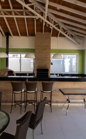 Casa de condomínio à venda com 275m², 4 quartos e 4 vagas Casa de condomínio à venda com 275m², 4 quartos e 4 vagasArea comum