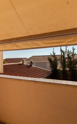 Casa de condomínio à venda com 275m², 4 quartos e 4 vagas Casa de condomínio à venda com 275m², 4 quartos e 4 vagasVaranda/Suite 3