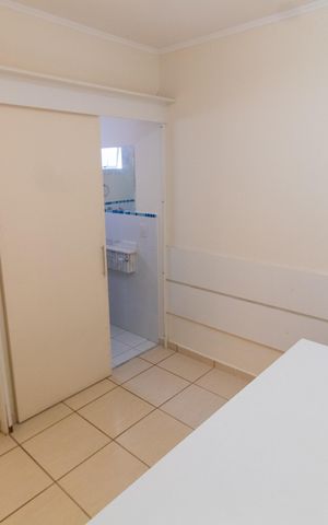 Casa de condomínio à venda com 275m², 4 quartos e 4 vagas Casa de condomínio à venda com 275m², 4 quartos e 4 vagas Suite