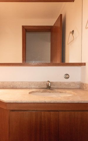 Apartamento à venda com 163m², 4 quartos e 3 vagasBanheiro