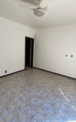 Casa à venda com 280m², 5 quartos e 1 vaga Casa à venda com 280m², 5 quartos e 1 vagaSala