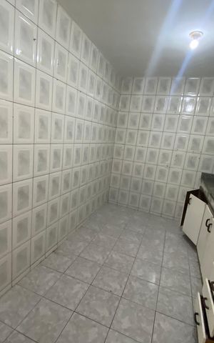 Casa à venda com 280m², 5 quartos e 1 vaga Casa à venda com 280m², 5 quartos e 1 vagaCozinha