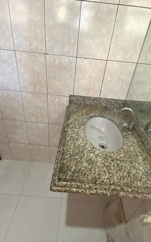 Casa à venda com 280m², 5 quartos e 1 vaga Casa à venda com 280m², 5 quartos e 1 vagaBanheiro