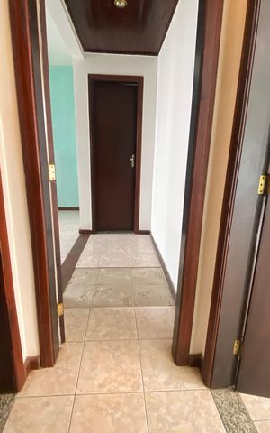 Casa à venda com 280m², 5 quartos e 1 vaga Casa à venda com 280m², 5 quartos e 1 vagaCirculação