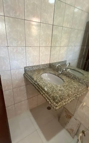 Casa à venda com 280m², 5 quartos e 1 vaga Casa à venda com 280m², 5 quartos e 1 vagaBanheiro