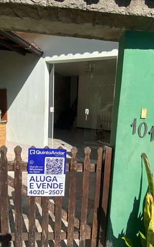 Casa à venda com 280m², 5 quartos e 1 vaga Casa à venda com 280m², 5 quartos e 1 vagaPlaca