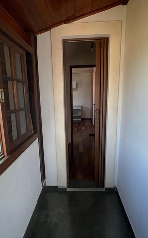 Casa de condomínio à venda com 137m², 4 quartos e 5 vagas Casa de condomínio à venda com 137m², 4 quartos e 5 vagasEscritório