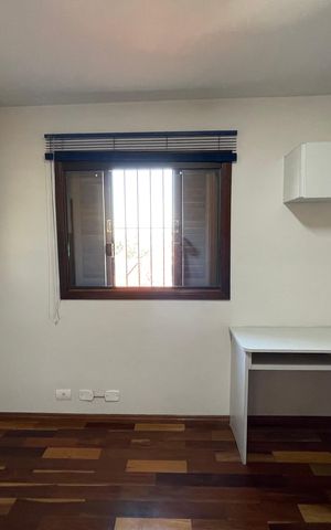 Casa de condomínio à venda com 137m², 4 quartos e 5 vagas Casa de condomínio à venda com 137m², 4 quartos e 5 vagasQuarto 3