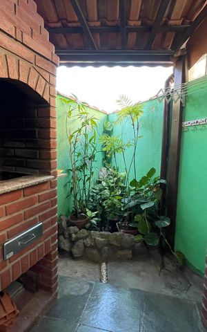 Casa de condomínio à venda com 137m², 4 quartos e 5 vagas Casa de condomínio à venda com 137m², 4 quartos e 5 vagasÁrea comum