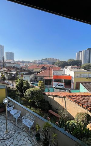 Casa de condomínio à venda com 137m², 4 quartos e 5 vagas Casa de condomínio à venda com 137m², 4 quartos e 5 vagasVista Varanda do Quarto 4