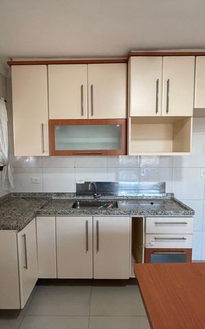Casa de condomínio à venda com 137m², 4 quartos e 5 vagas Casa de condomínio à venda com 137m², 4 quartos e 5 vagasCozinha