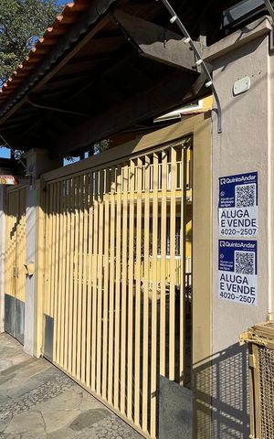 Casa de condomínio à venda com 137m², 4 quartos e 5 vagas Casa de condomínio à venda com 137m², 4 quartos e 5 vagasFachada
