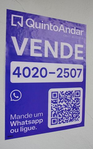 Casa à venda com 116m², 3 quartos e 2 vagasAdesivo