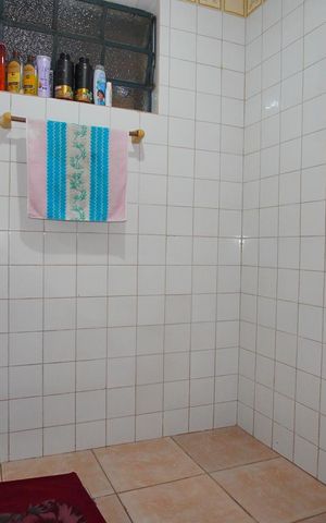 Casa à venda com 116m², 3 quartos e 2 vagasBanheiro Social
