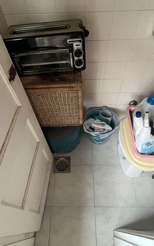 Apartamento para alugar com 80m², 2 quartos e sem vaga Apartamento para alugar com 80m², 2 quartos e sem vagaBanheiro de serviço