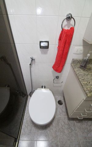 Apartamento para alugar com 115m², 4 quartos e 2 vagasBanheiro Corredor