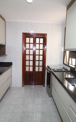Apartamento para alugar com 115m², 4 quartos e 2 vagasCozinha