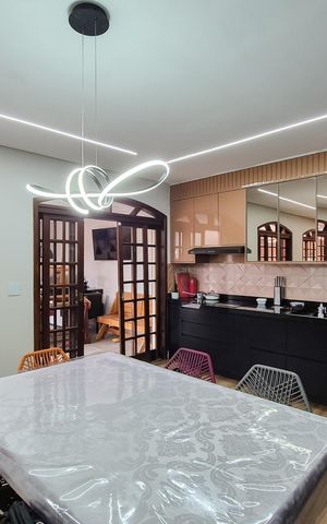 Casa à venda com 182m², 3 quartos e 2 vagasCozinha