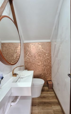 Casa à venda com 182m², 3 quartos e 2 vagasLavabo