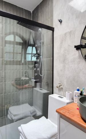 Casa à venda com 182m², 3 quartos e 2 vagasBanheiro Social