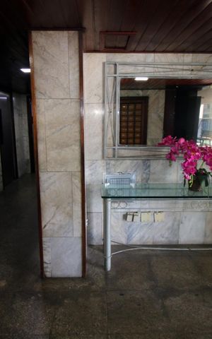 Apartamento à venda com 54m², 2 quartos e 1 vagaHall de entrada