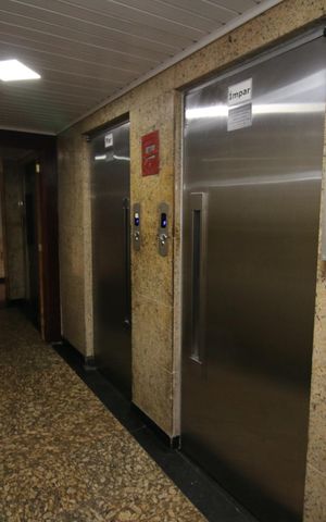 Apartamento à venda com 54m², 2 quartos e 1 vagaÁrea comum - Elevadores