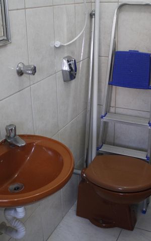 Apartamento à venda com 182m², 4 quartos e 1 vagaBanheiro de serviço
