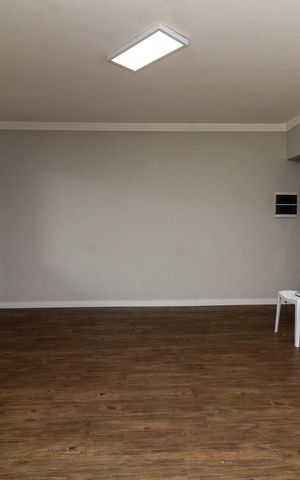 Apartamento à venda com 90m², 3 quartos e 1 vaga Apartamento à venda com 90m², 3 quartos e 1 vagaSala
