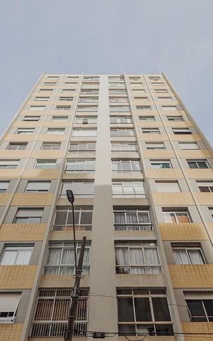 Apartamento à venda com 165m², 3 quartos e 2 vagasFachada