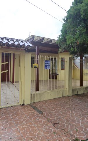 Casa à venda com 156m², 4 quartos e 4 vagasFachada