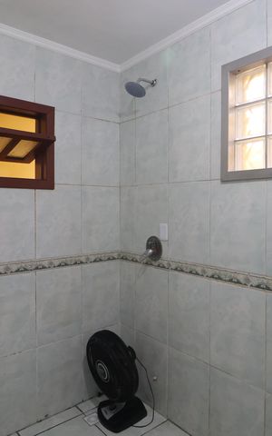 Casa à venda com 156m², 4 quartos e 4 vagasBanheiro da Suíte