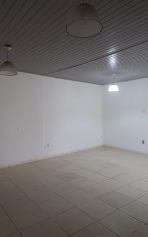 Casa à venda com 156m², 4 quartos e 4 vagasSala/Cozinha Casa 2