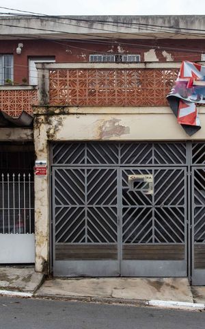 Casa à venda com 304m², 3 quartos e 4 vagasFachada