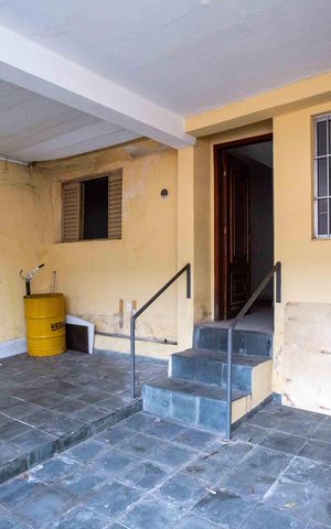 Casa à venda com 304m², 3 quartos e 4 vagasGaragem
