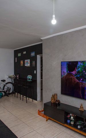 Casa à venda com 304m², 3 quartos e 4 vagasSala