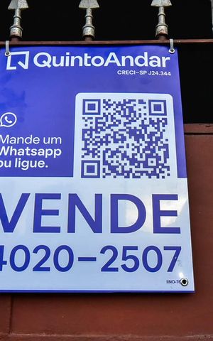 Casa à venda com 143m², 5 quartos e 2 vagas Casa à venda com 143m², 5 quartos e 2 vagasPlaquinha