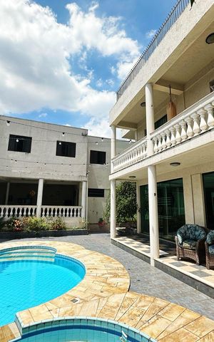 Casa de condomínio para alugar com 566m², 3 quartos e 6 vagasPiscina