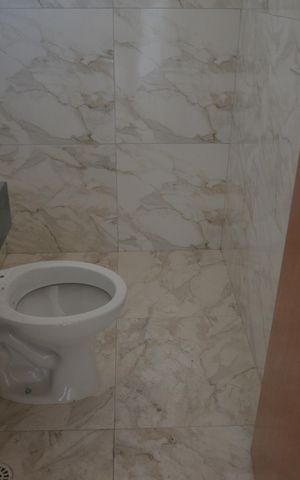 Apartamento à venda com 107m², 2 quartos e 2 vagasBanheiro de serviço